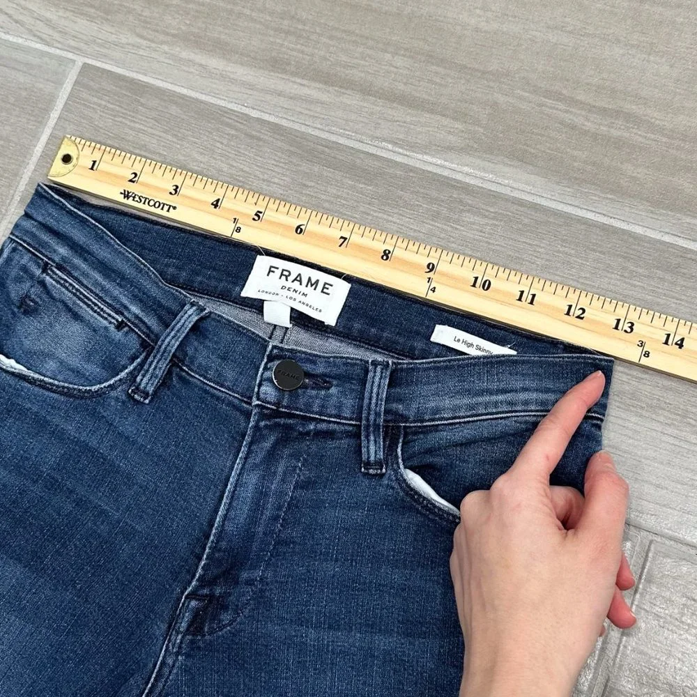 Frame Le High Rise Distressed Skinny Jeans in Endell Dark Wash Denim Size 26